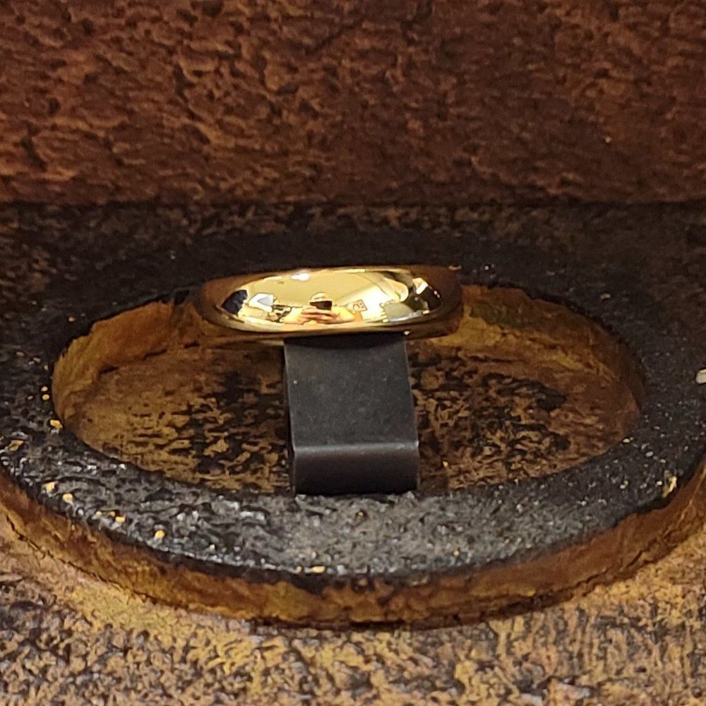 Men's Gold Tungsten Wedding Ring Band - Gold Wedding Ring For Him - Picture 4 of 8